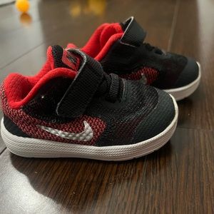 Baby Nike Soze 3 Black & Red Sneakers